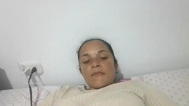 Snapshot of GiveLove1 chatting on November 2025 12:16:02 AM GiveLove1 online show from November 2025 12:16:02 AM