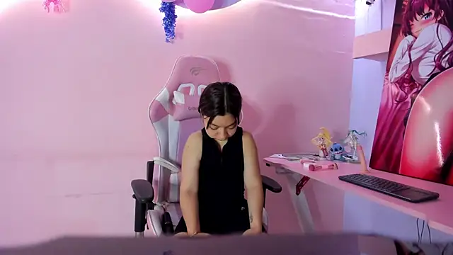 CharlotteMuller online show from March 2026 02:42:01 PM