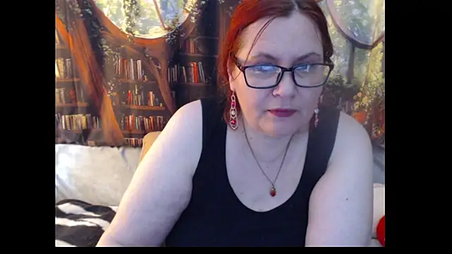 Snapshot of PlayfullMature chatting on June 2026 02:23:01 PM PlayfullMature online show from June 2026 02:23:01 PM