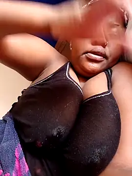 queennapal online show from February 2026 08:13:01 AM