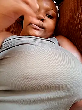 queennapal online show from March 2026 12:34:02 PM