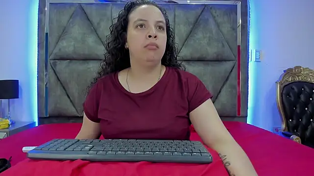 Danielaandximena online show from December 2024 02:53:02 AM