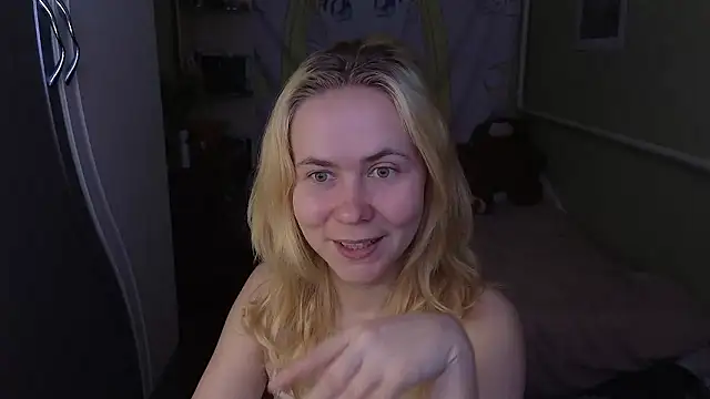 Riley Roo online show from March 2026 08:20:02 AM