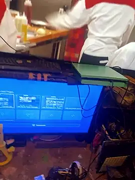 Mune Raez 6 online show from March 2026 01:15:01 PM