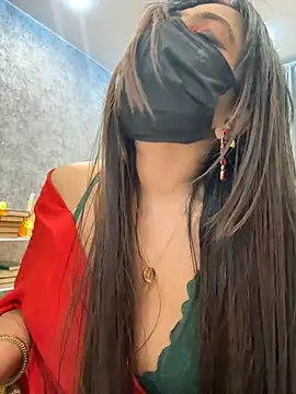 Snapshot of Monalisadon018 chatting on January 2025 01:49:01 AM Monalisadon018 online show from January 2025 01:49:01 AM