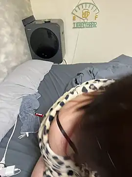 Snapshot of miyabi_room chatting on February 2026 01:06:02 PM miyabi room online show from February 2026 01:06:02 PM