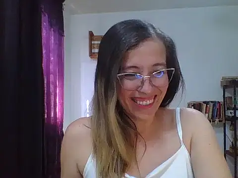 charlott ponce online show from November 2025 06:29:01 PM