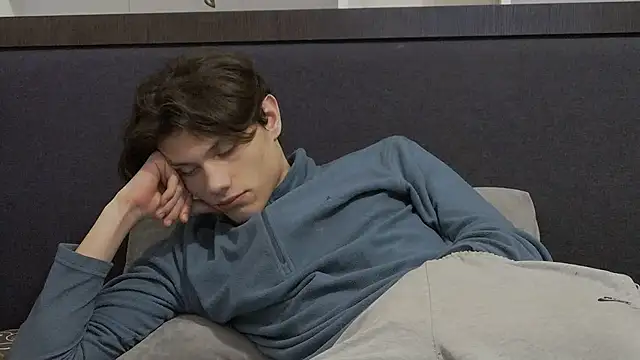 CalvinCay online show from January 2025 05:00:02 AM