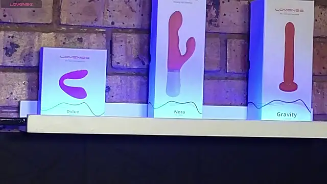 Astoria Moon online show from September 2025 06:54:01 PM