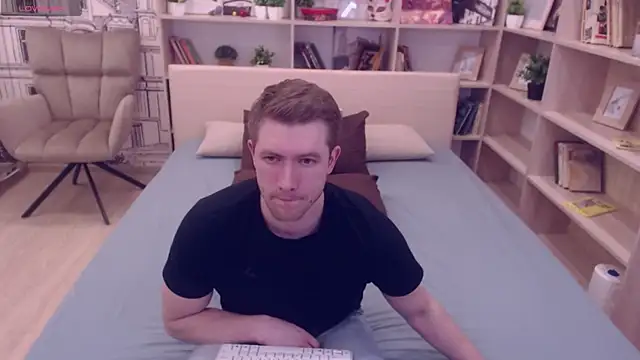 EthanPinkman online show from March 2025 09:35:02 AM