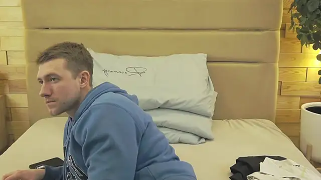 EthanPinkman online show from March 2026 04:18:01 AM