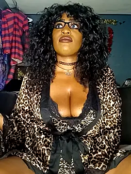 AmazonianMistress online show from November 2025 12:14:02 AM