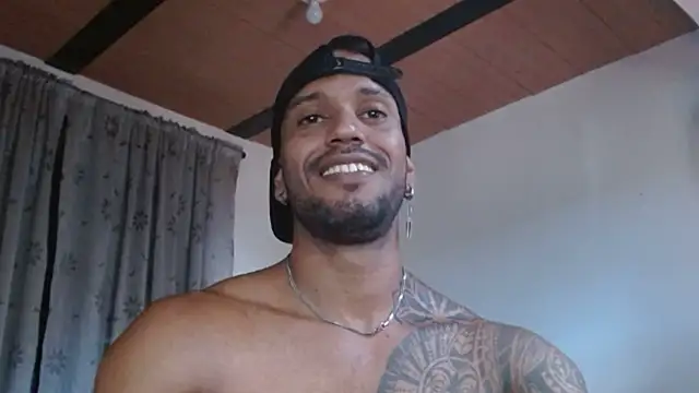 manolofitt online show from November 2025 05:41:01 PM