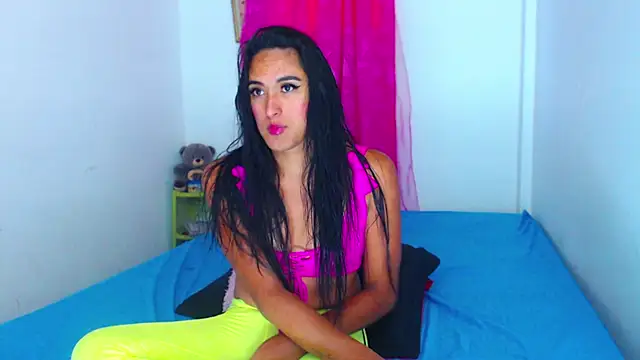 misss estrella online show from February 2026 02:57:02 PM