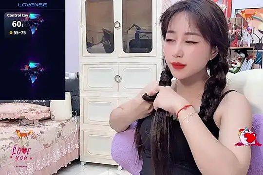 Snapshot of _LLisa_ chatting on September 2025 02:55:01 AM LLisa online show from September 2025 02:55:01 AM