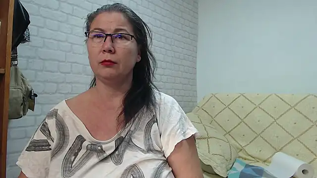 EmmaSquirt online show from December 2024 06:14:02 AM