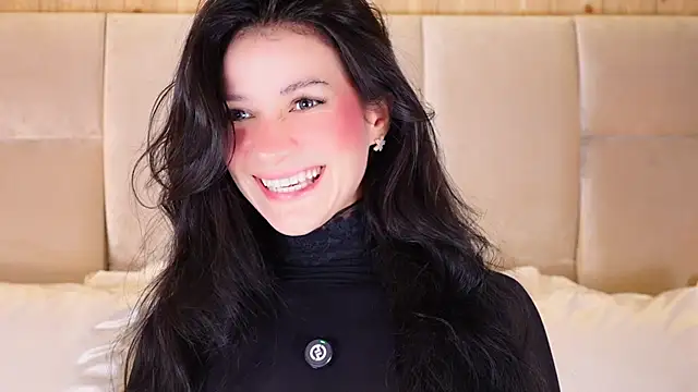 Snapshot of KiraKayleigh1 chatting on September 2025 11:09:02 PM KiraKayleigh1 online show from September 2025 11:09:02 PM