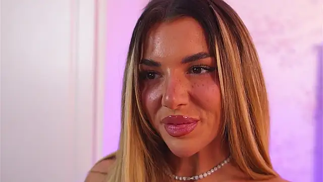 ClaraHazel online show from November 2025 05:54:01 AM