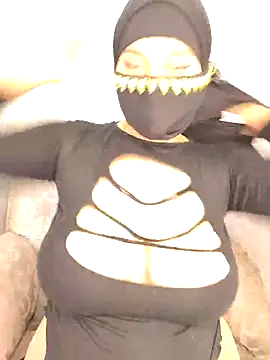 shirazz najmm online show from October 2025 03:20:02 PM