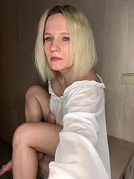 MrMrsRight online show from February 2025 04:36:01 PM