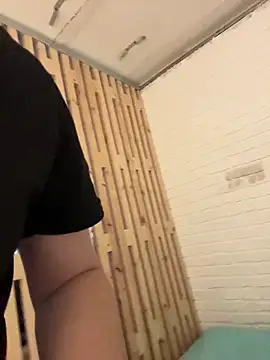 MrMrsRight online show from January 2026 10:39:02 AM