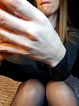 Snapshot of Lib_ertine32 chatting on February 2026 11:16:01 AM Lib ertine32 online show from February 2026 11:16:01 AM