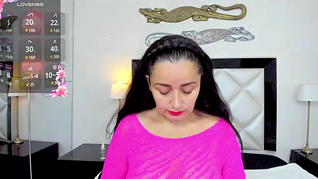 Snapshot of _luna__sweet_ chatting on March 2025 03:52:02 AM luna sweet online show from March 2025 03:52:02 AM
