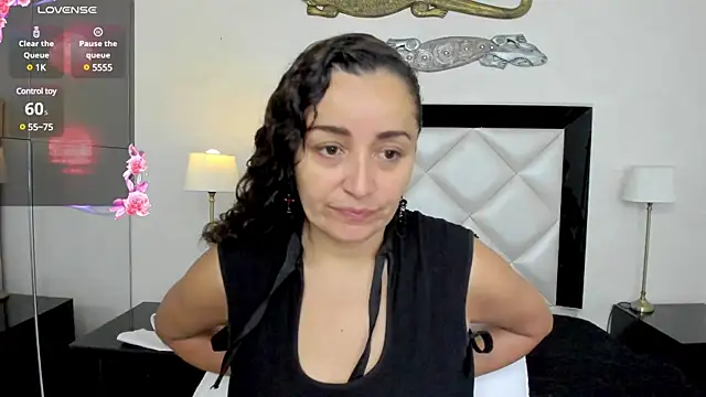 Snapshot of _luna__sweet_ chatting on March 2025 03:24:01 AM luna sweet online show from March 2025 03:24:01 AM