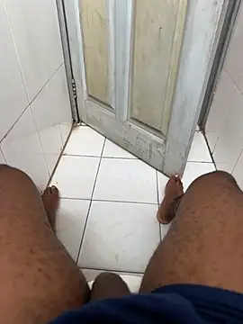 Black-mamba-madingo online show from November 2025 11:01:02 AM