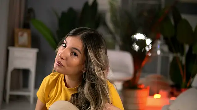 KellyMathews online show from October 2025 01:50:01 AM