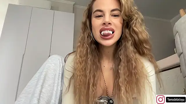 diffgirls2 online show from September 2025 10:09:01 AM