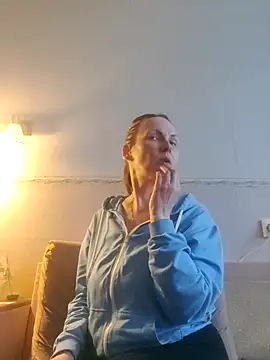 Evelina cute online show from December 2025 11:15:02 AM