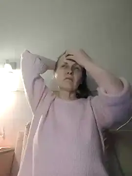 Evelina cute online show from January 2026 07:06:02 PM