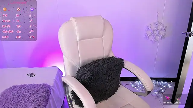 nyna 1 online show from March 2025 08:11:01 PM