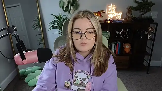 rodeobrii online show from October 2025 04:19:01 PM