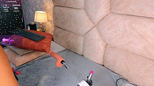 amatista  smith online show from February 2026 07:47:02 PM