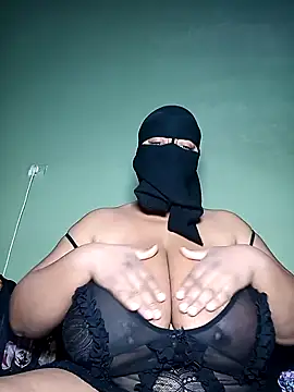 Snapshot of Loly_mor chatting on January 2025 09:08:01 AM Loly mor online show from January 2025 09:08:01 AM