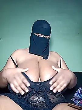 Snapshot of Loly_mor chatting on January 2025 09:15:01 AM Loly mor online show from January 2025 09:15:01 AM