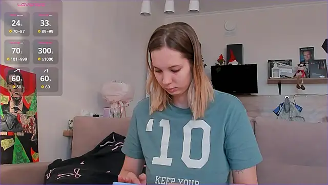 Snapshot of Girl_alone_home chatting on March 2026 03:58:02 AM Girl alone home online show from March 2026 03:58:02 AM