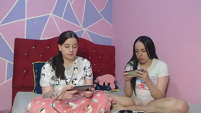 Lola barbara online show from April 2026 12:42:01 PM