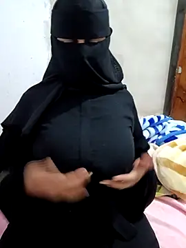 Saakoora online show from November 2025 07:18:01 PM