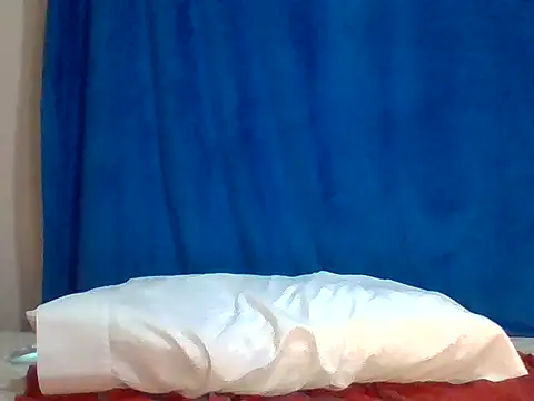 Snapshot of sweet_love00 chatting on April 2026 02:49:01 PM sweet love00 online show from April 2026 02:49:01 PM