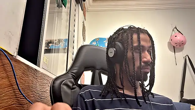 hotcamboy420 online show from February 2025 04:01:01 AM