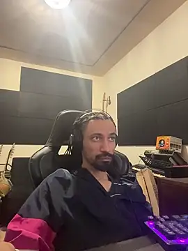 hotcamboy420 online show from December 2025 03:57:01 AM