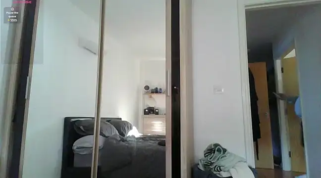 Snapshot of Nizzlivecam chatting on January 2025 02:02:02 PM Nizzlivecam online show from January 2025 02:02:02 PM