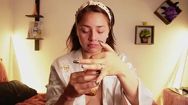 Sophy SmileSweet online show from November 2025 11:58:01 AM