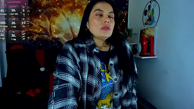 Snapshot of Lust_Mom41 chatting on December 2024 01:18:02 PM Lust Mom41 online show from December 2024 01:18:02 PM