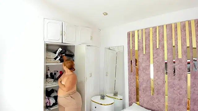 LeahxBarker online show from February 2025 11:19:02 PM