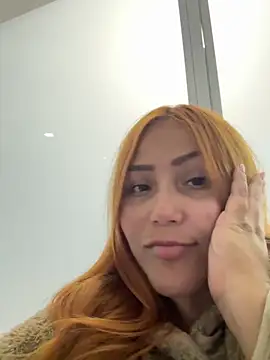 LeahxBarker online show from October 2025 05:41:01 AM