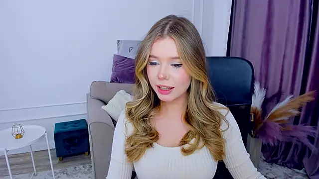 Snapshot of FollowLovee chatting on January 2025 11:48:02 AM FollowLovee online show from January 2025 11:48:02 AM